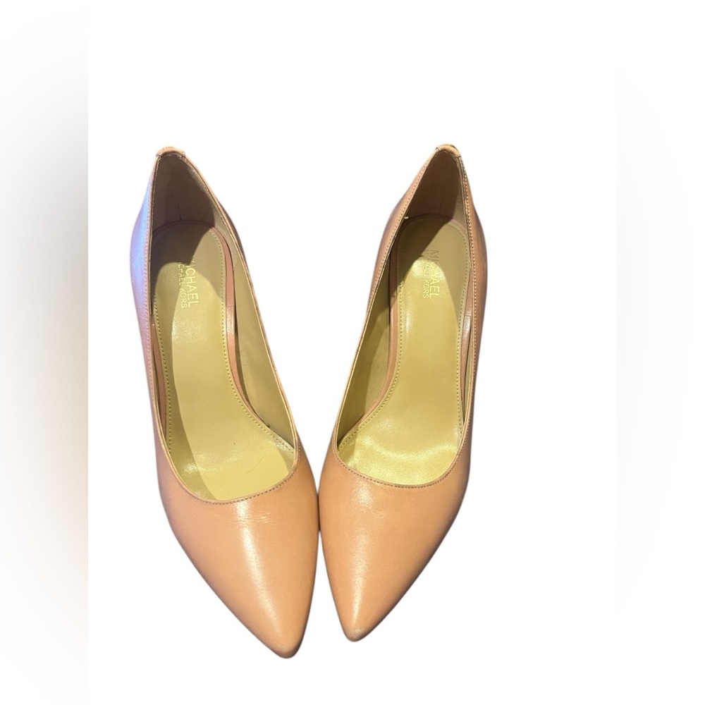 Michael Kors Light Pink Leather Women's Pumps